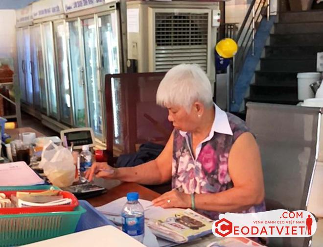 CEO Nguyễn Thị Dậu - Bánh Mỳ Như Lan 1 Người phù phép xe bánh mì vô danh thành đế chế nghìn tỷ, gia sản kếch xù chưa ai thừa kế - Ảnh 3.